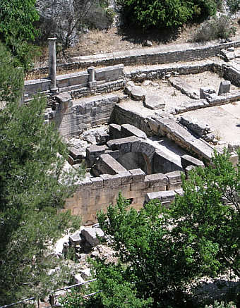 Glanum. Nymphe et source